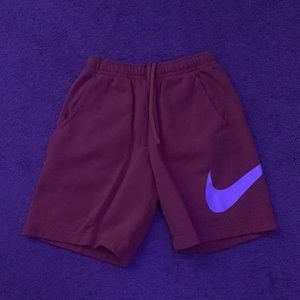 orange nike shorts